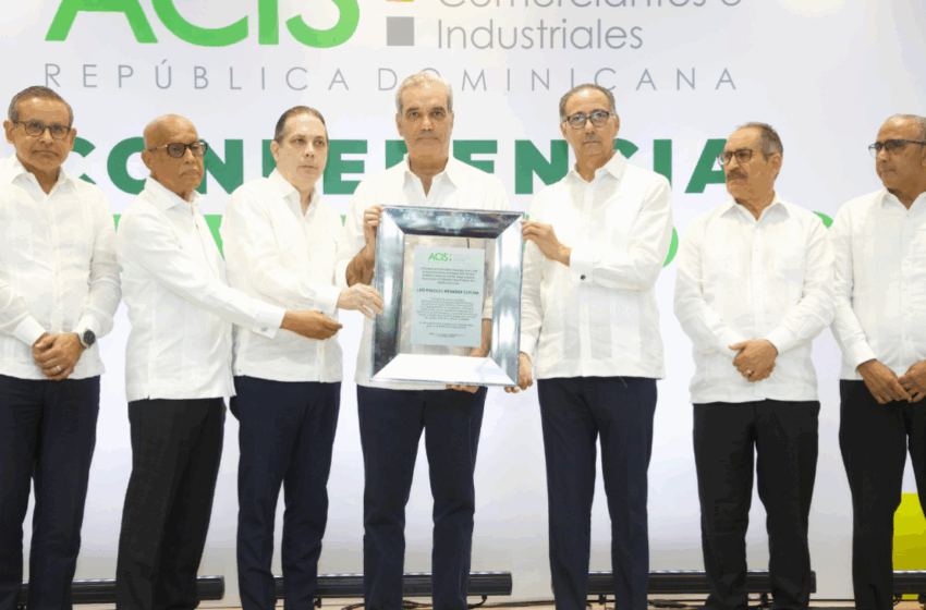 Presidente Abinader: Hemos convertido al país en una República policéntrica con polos de desarrollo en el Cibao, las regiones Sur y Este, así como en Santo Domingo