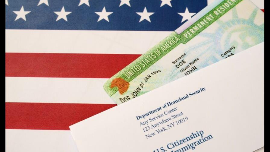  EE. UU. incluye a cubanos y venezolanos en la «revisión rigurosa» de tarjetas de residente