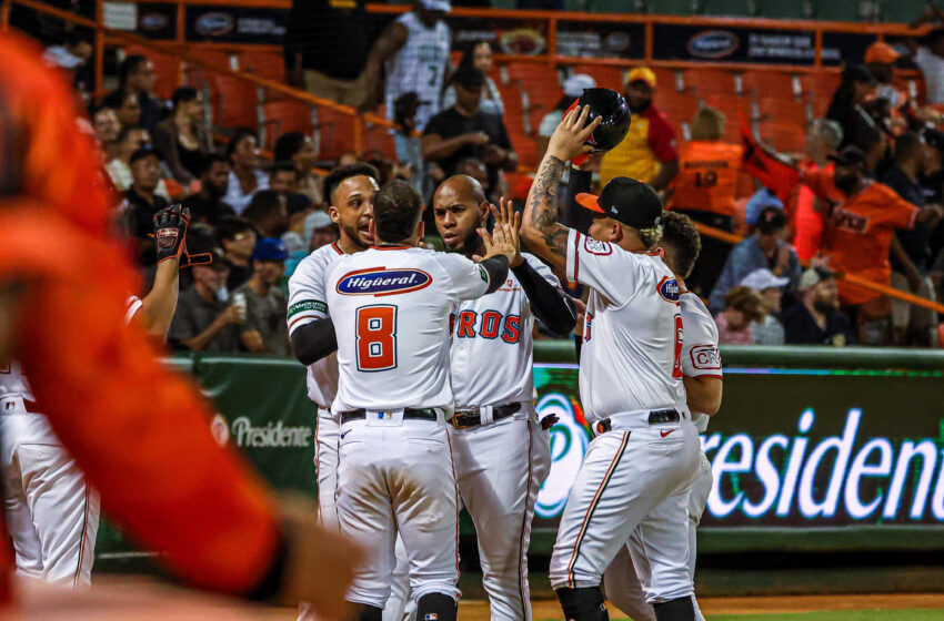  De la Cruz y los Toros arrancan Round Robin azotando a los Gigantes