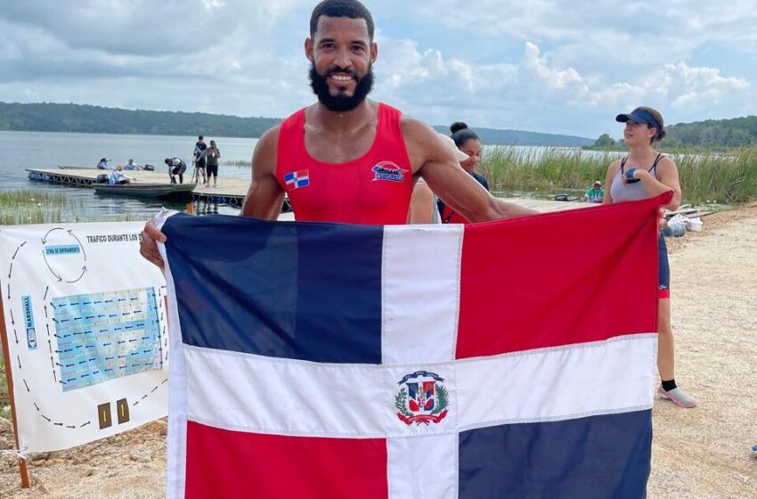  Ignacio Vásquez se cuelga el oro en remo Juegos Bolivarianos