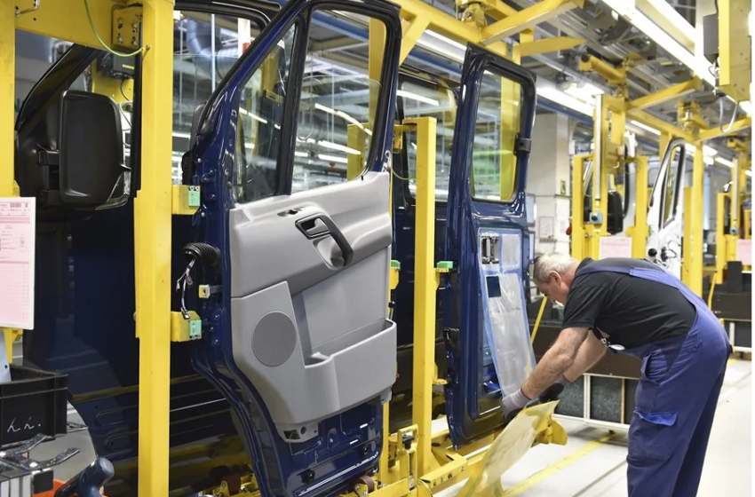  La debilidad económica alemana y la inestabilidad de Francia lastran a la economía europea