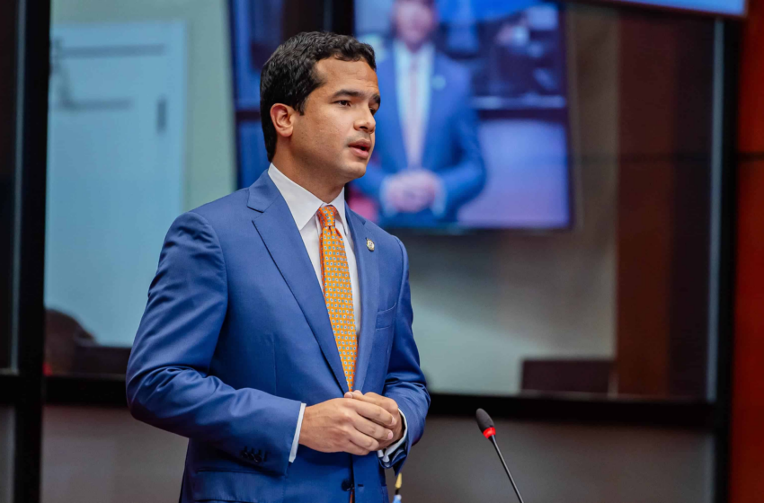  Omar Fernández: “Fui diputado, soy senador y seré…”