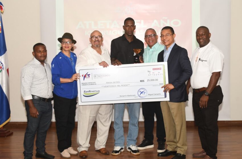  Taekwondo premia sus atletas y asociaciones del año