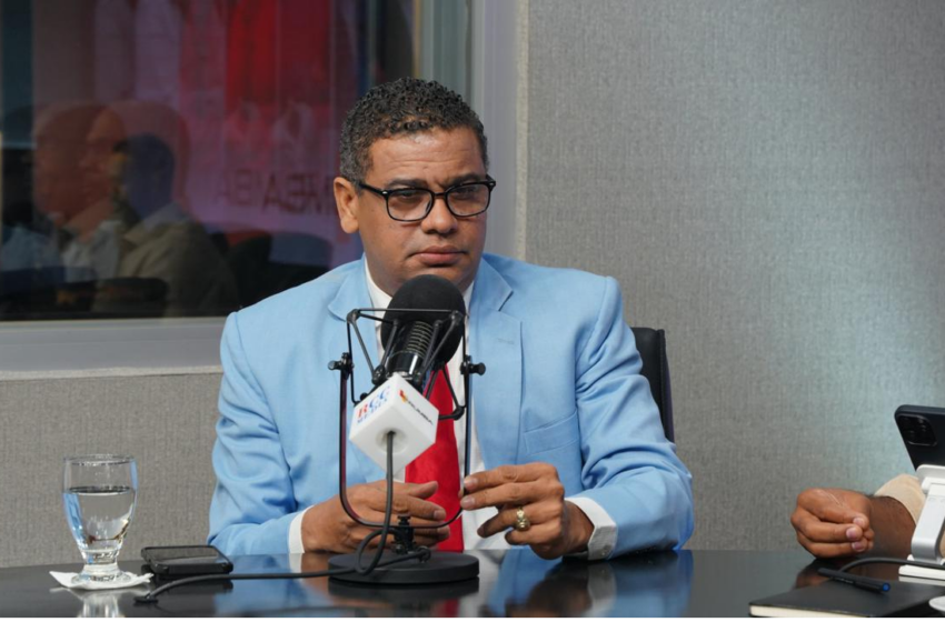  Tulio Jiménez afirma cuestionamientos judiciales no impiden aspiraciones presidenciales de Gonzalo Castillo
