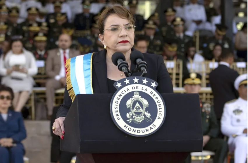  La presidenta de Honduras alerta de que se gesta un golpe contra su Gobierno