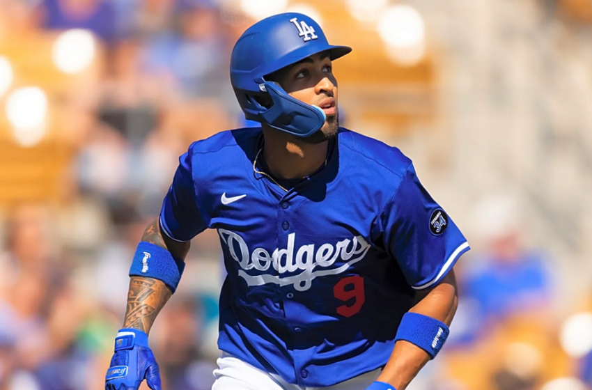  Toros contratan al jardinero Grandes Ligas Eddie Rosario