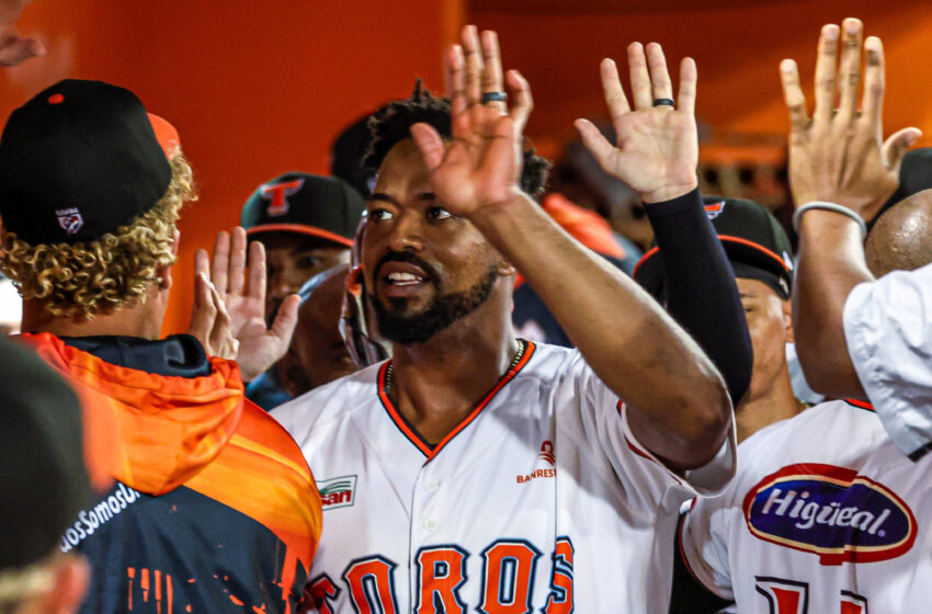 Eloy Jiménez y Joe Corbett con un Round Robin histórico