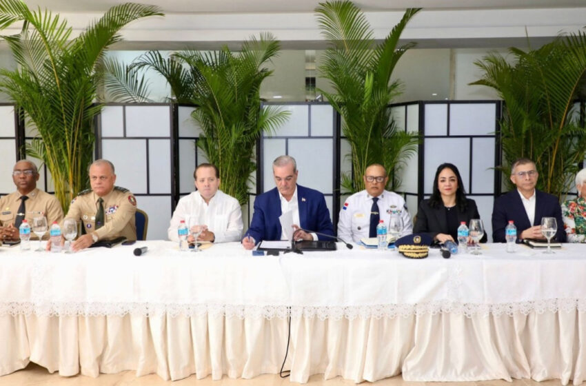  Presidente Abinader encabeza reunión de seguimiento al Plan de Seguridad Ciudadana
