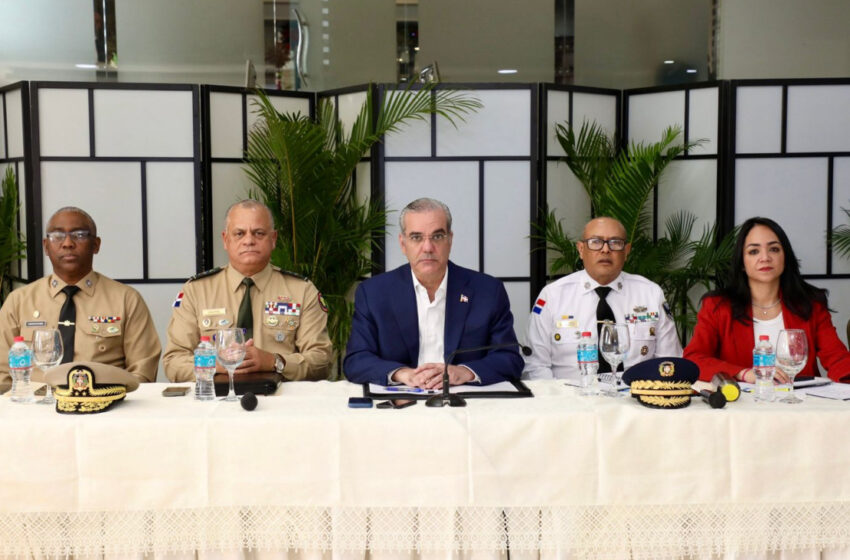  Presidente Abinader encabeza reunión de seguimiento al Plan de Seguridad Ciudadana