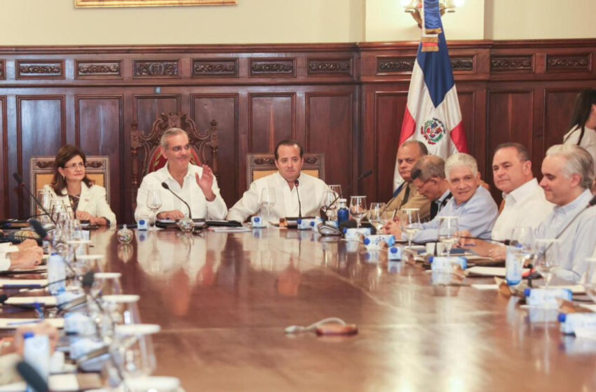  Presidente Luis Abinader encabeza Consejo de Ministros extendido para trazar prioridades del Gobierno en el 2026