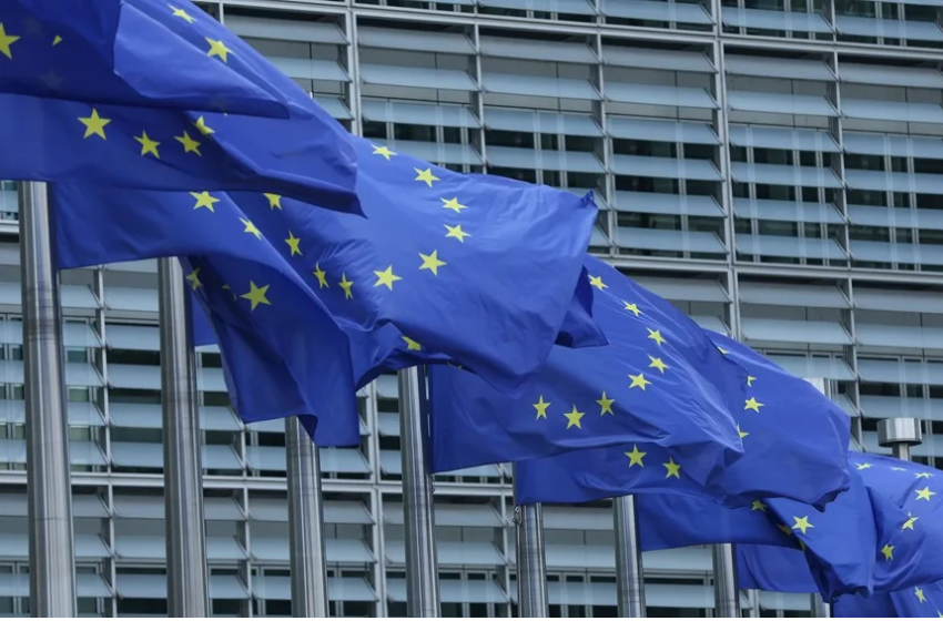  Químicos, juguetes y aranceles al carbono: las leyes de la UE que entran en vigor en 2026
