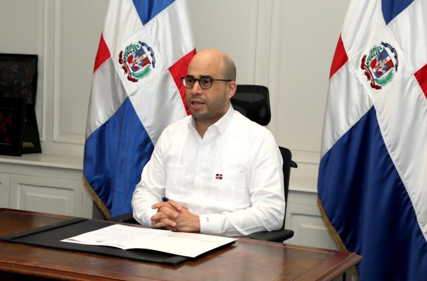  República Dominicana afirma no reconoce al régimen de facto en Venezuela y plantea hoja de ruta para una transición democrática