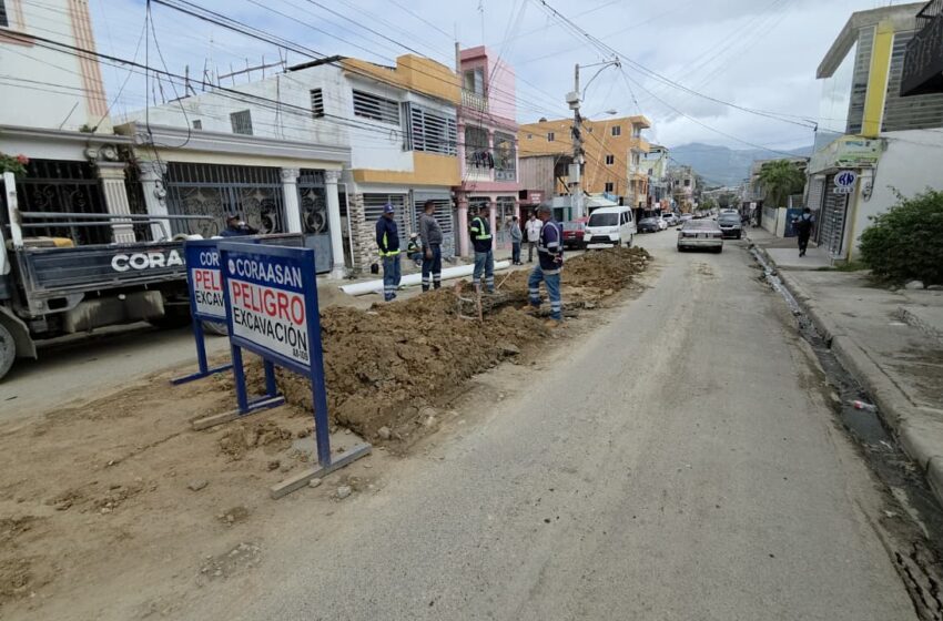  Coraasan sustituye tramo alcantarillado sanitario en Santiago Oeste