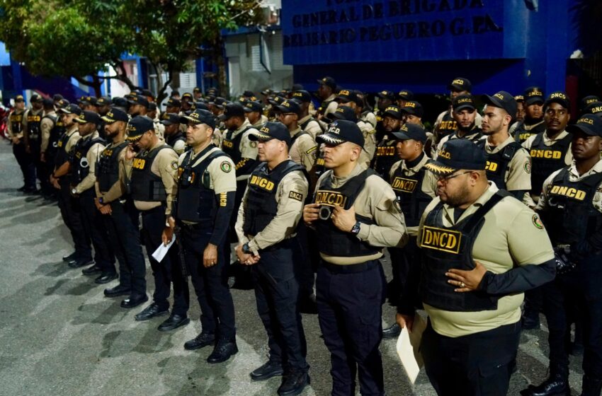  Detienen 25 personas en allanamientos contra microtráfico en Pedro Brand