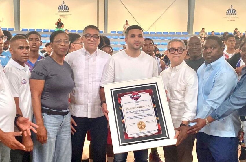  El Luperón sale victorioso en inicio de torneo de baloncesto U-19
