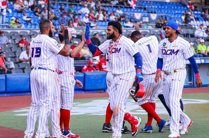  En fiesta de palos, Leones del Escogido de Dominicana se abren paso a semifinales de Jalisco 2026