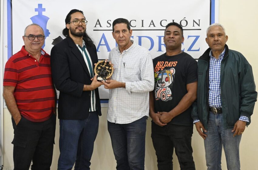  Kelvin Castillo nuevo campeón de ajedrez de Santiago