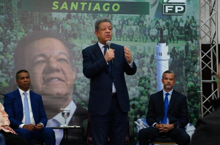 Leonel al PRM: “Ya no prometan más, hagan”, pues el “atraco de SeNaSa” les quitó la autoridad moral