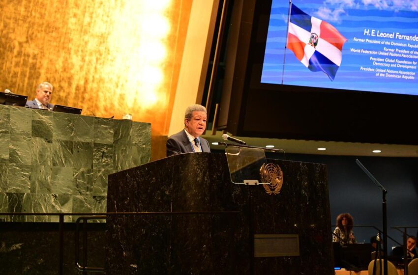  Leonel Fernández participa como orador principal en el Montessori Model UN en la sede de las Naciones Unidas