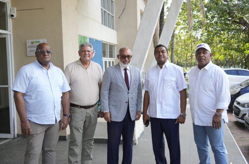  Comité Organizador de JJCC realiza recorrido en Centro Nacional de Tenis