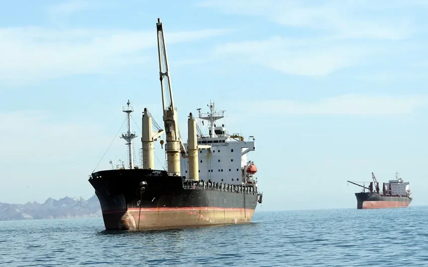  Irán amenaza con minar “todo el golfo Pérsico” si sus islas son atacadas por EE.UU.
