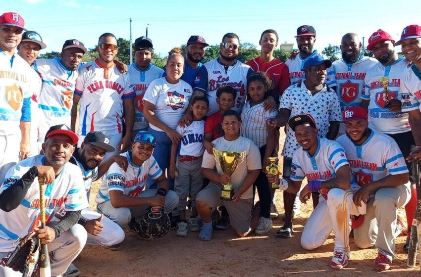  Peña Gómez Softball Team gana Copa Independencia Sabana Perdida