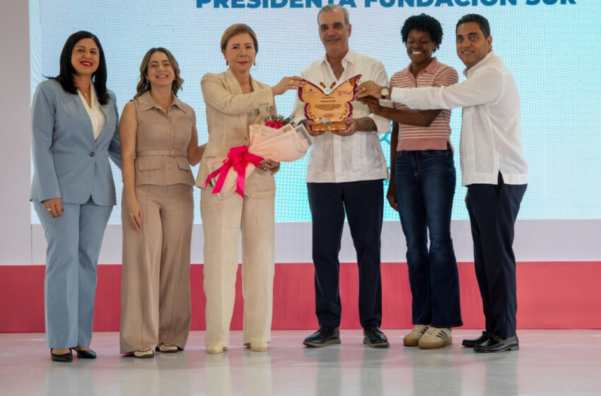  Presidente Abinader inaugura complejo deportivo en Ciudad Juan Bosch y Juegos de la Mujer 2026 tras una pausa de 10 años
