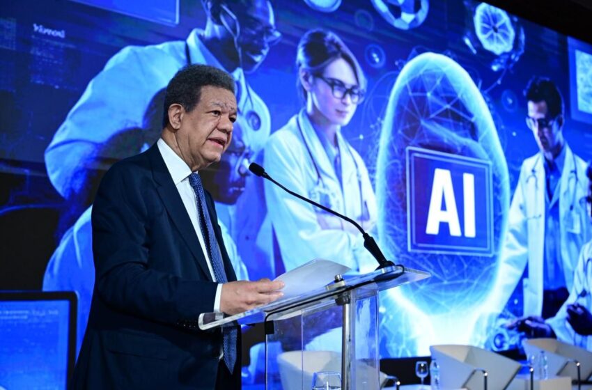  Al iniciar foro sobre salud del futuro, Leonel Fernández afirma que la IA inaugura una nueva era en la medicina