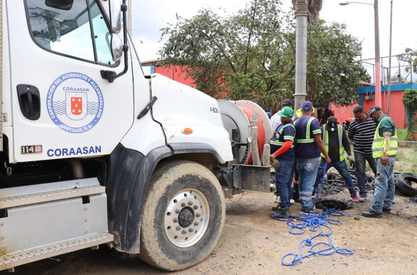  Coraasan intensifica mantenimiento preventivo y correctivo de registros y drenaje del alcantarillado sanitario