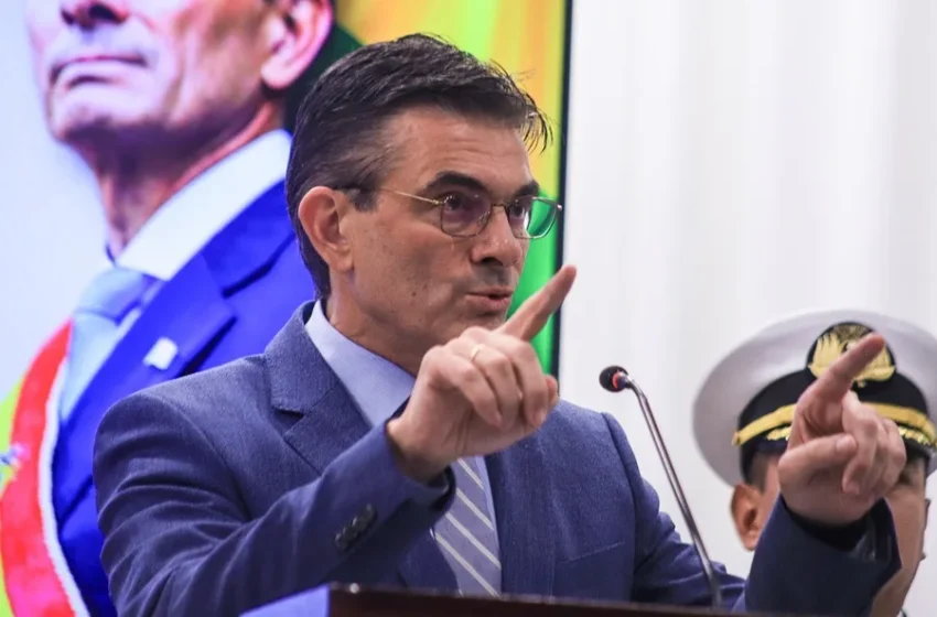  El Gobierno de Bolivia anula normas de contratación directa de obras por causar corrupción