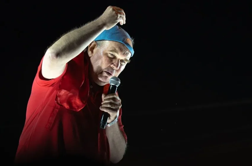  El candidato ultraderechista Rafael López Aliaga pide elecciones complementarias en Perú
