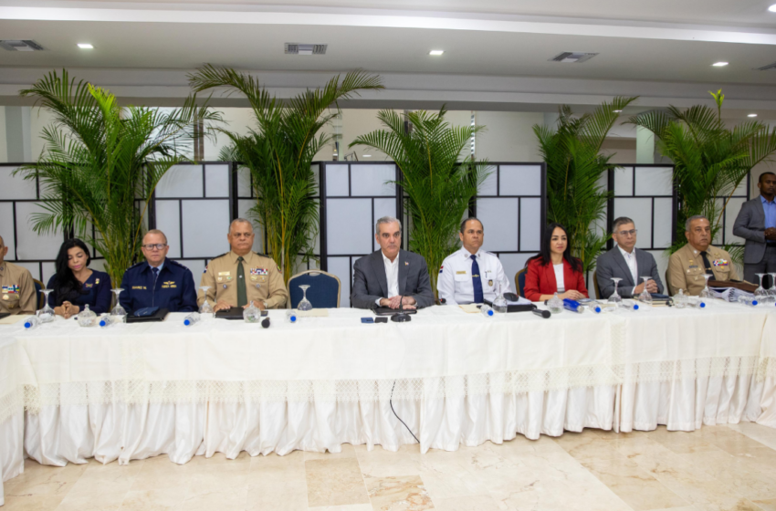  Presidente Abinader encabeza reunión de seguimiento al Plan de Seguridad Ciudadana