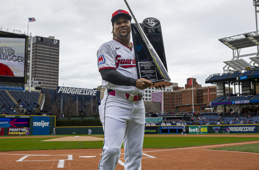  José Ramírez rompe marca centenaria de partidos jugados con Cleveland