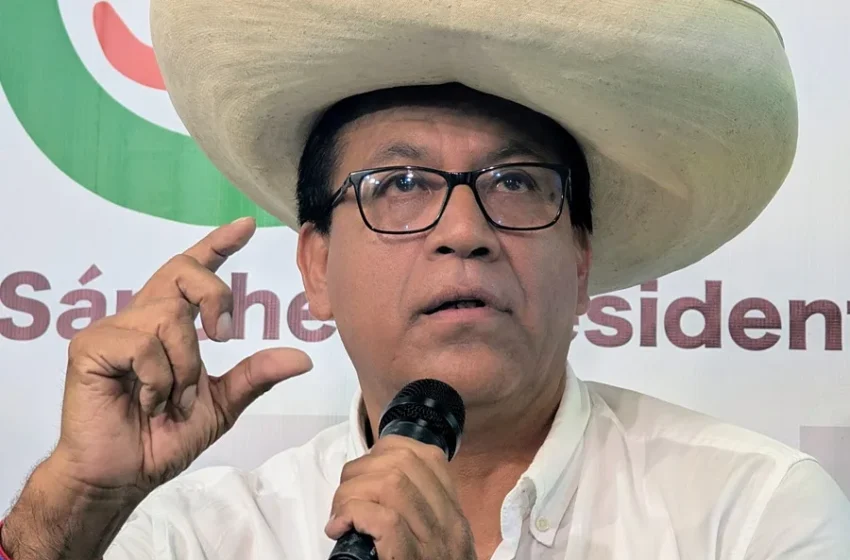  Elecciones Perú: la ventaja del izquierdista Roberto Sánchez sobre el ultraderechista Rafael López Aliaga sube a 14.000 votos