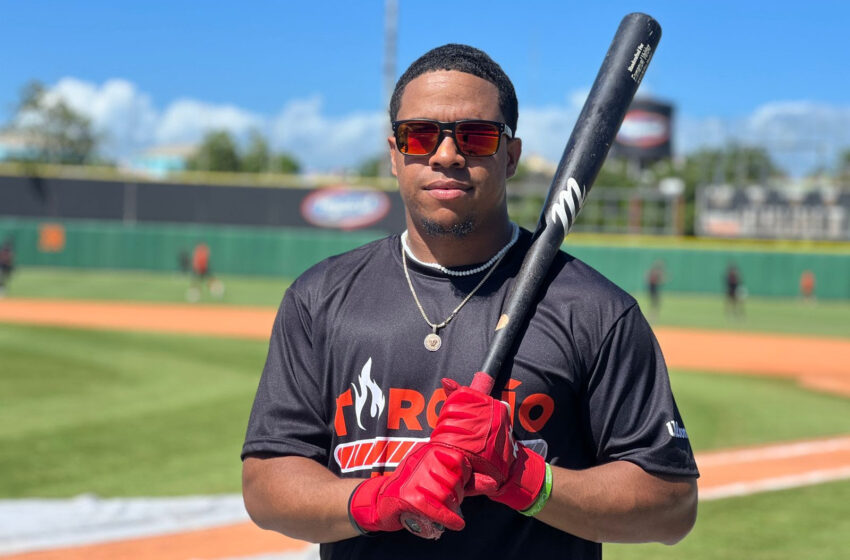  Toros adquieren de regreso a Enmanuel Valdez desde las Estrellas
