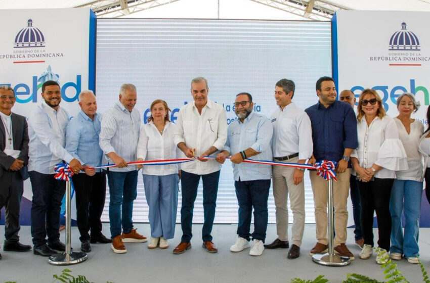  Presidente Abinader resalta la construcción sin precedentes de carreteras en La Sierra durante la apertura Tavera–Jarabacoa