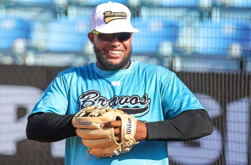  Estrellas firman como agente libre a inicialista Juan Santana