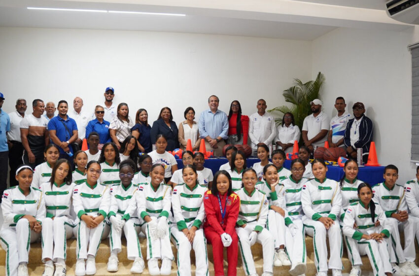  Inefi inicia histórica gira nacional de entrega de utilería deportiva