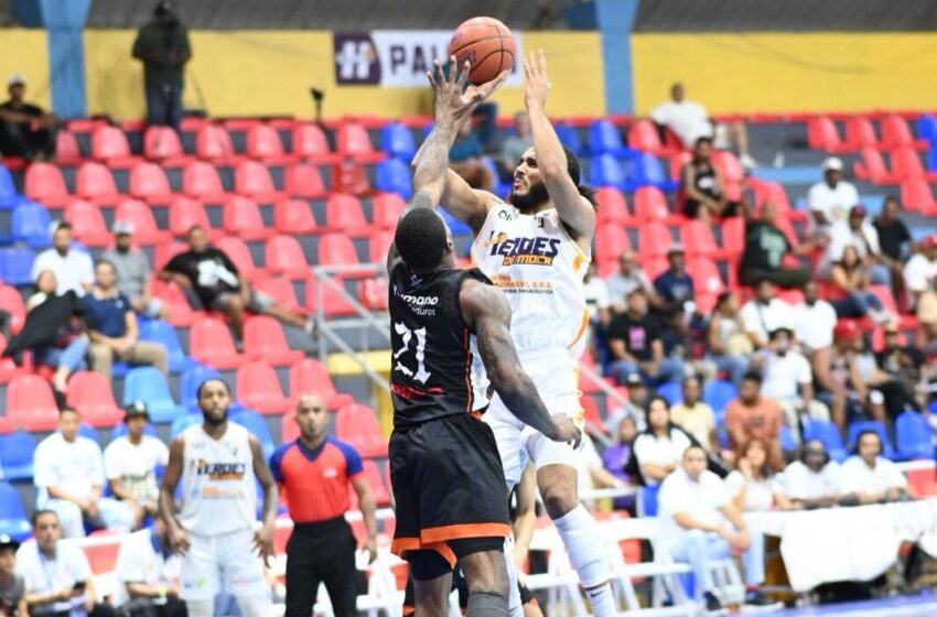 Titanes del Sur avanzan a la fase de eliminación en el último segundo