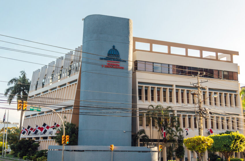  Mivhed establece período de transición de un año para implementación del nuevo Código de Construcción