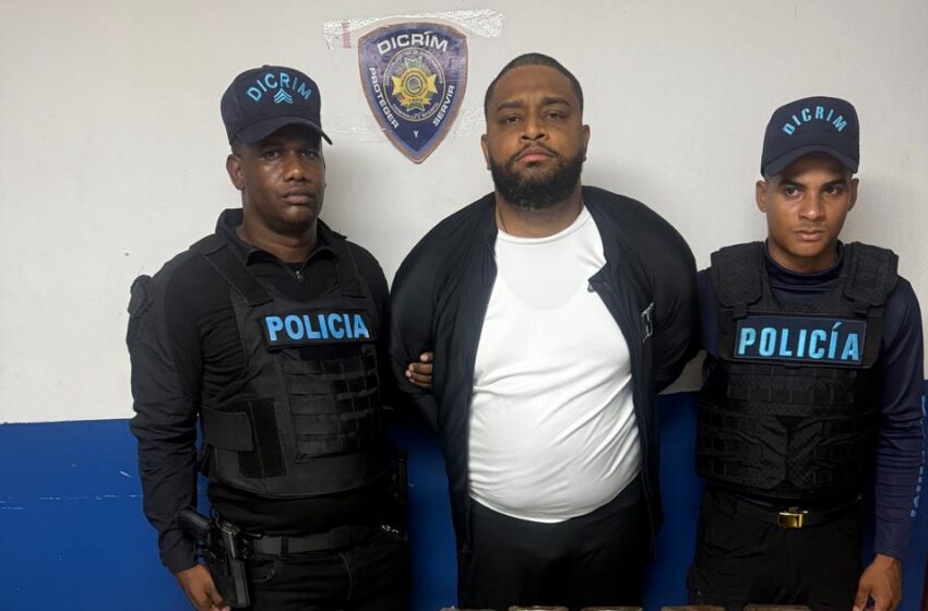  Policía Nacional apresa hombre en Bávaro y ocupa 18 paquetes de presunta cocaína durante operativo preventivo
