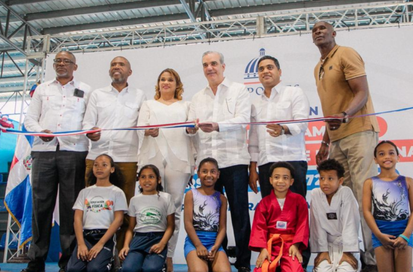  Presidente Abinader inaugura pabellones deportivos para fortalecer el deporte y la recreación de la juventud de La Romana