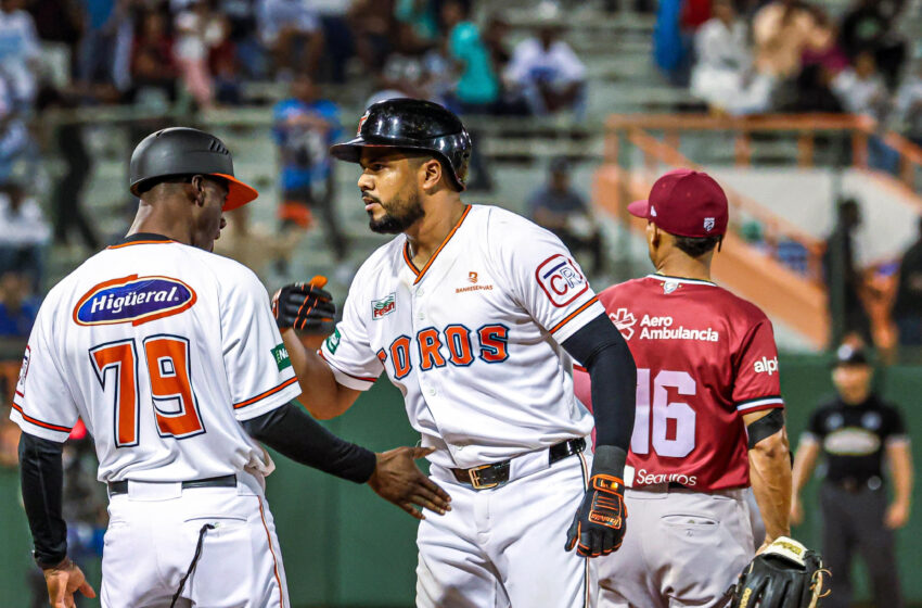  Toros vuelven a firmar al antesalista Jeimer Candelario