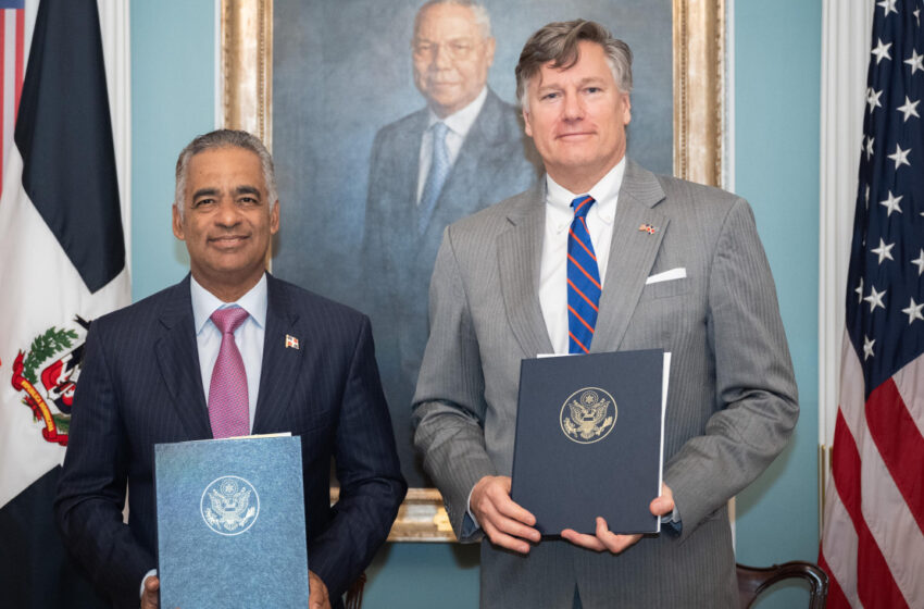  EE. UU. y la República Dominicana firman un memorando de cooperación en energía nuclear civil