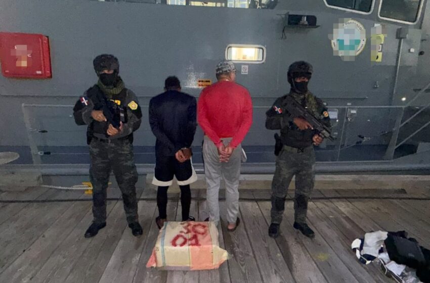  Ocupan 30 paquetes de cocaína en Peravia; disponen operativos de búsqueda en todo el litoral