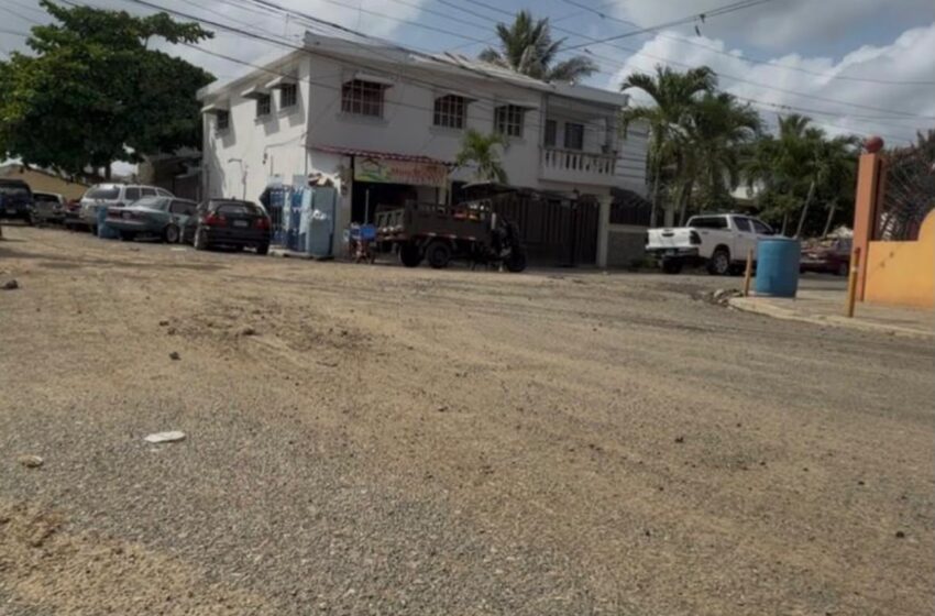 Comunitarios de El Fracatán agradecen a Coraasan solución de agua potable tras solicitud 