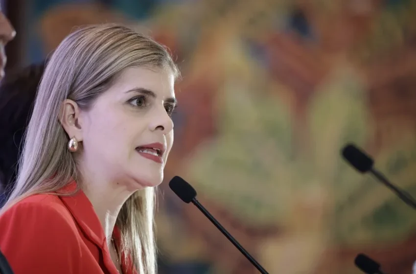  La presidenta de Costa Rica acusa de «golpistas» a los magistrados que prorrogan nombramientos en la Sala Constitucional