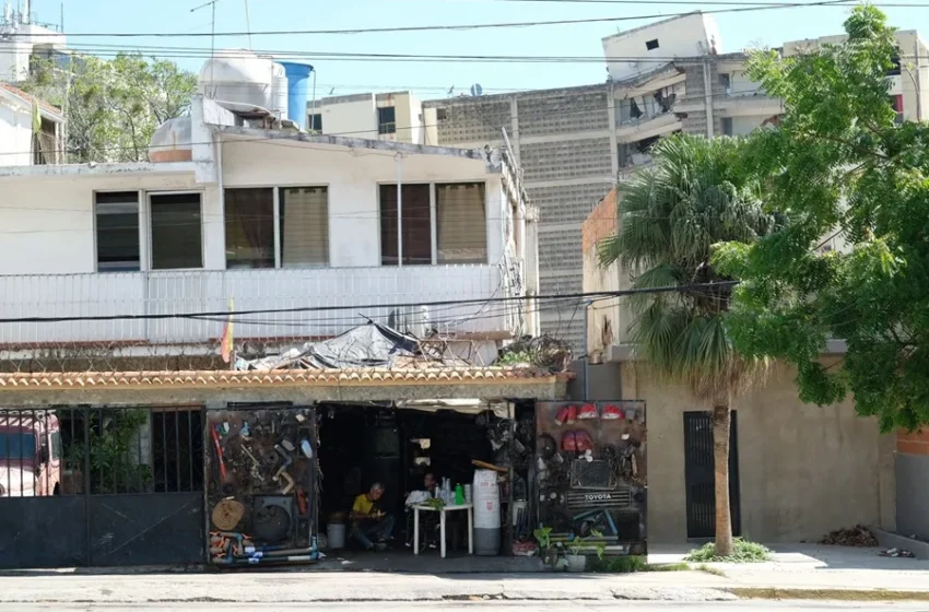  Suben a 3.811 los muertos por los terremotos en Venezuela