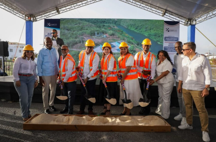  Vicepresidenta Raquel Peña entrega nuevas obras e inicia proyecto de agua potable en La Romana