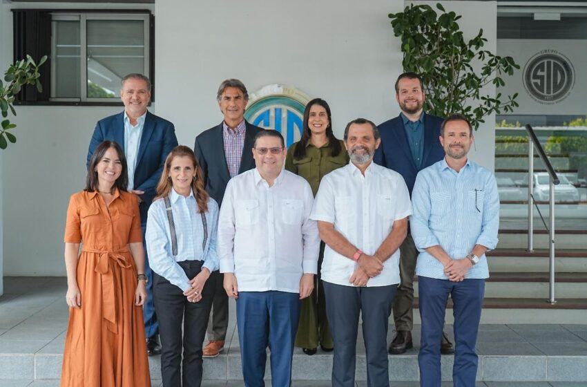  Grupo SID y MICM intercambian visión sobre industria competitiva, innovadora y sostenible